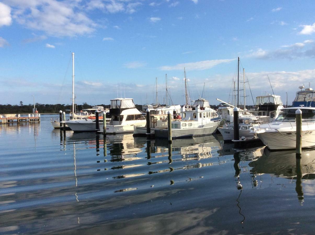 Lakes Entrance Views Villa ภายนอก รูปภาพ