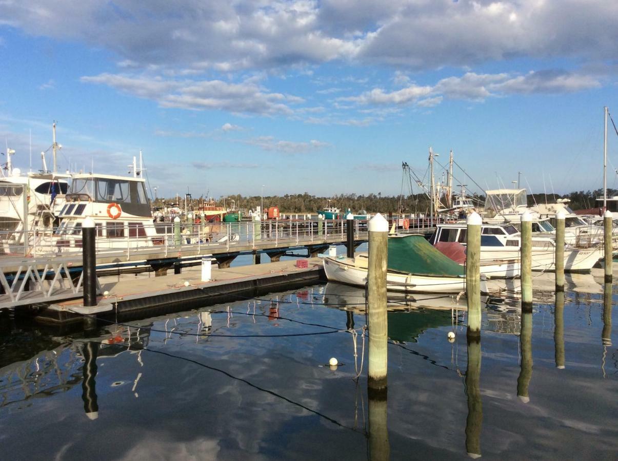 Lakes Entrance Views Villa ภายนอก รูปภาพ